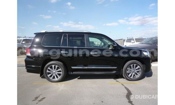 Buy Import Toyota Land Cruiser Black Car in Import - Dubai in Conakry Buy Import Toyota Land Cruiser Black Car in Import - Dubai in Conakry