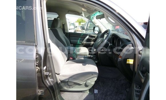 Buy Import Toyota Land Cruiser Other Car in Import - Dubai in Conakry Buy Import Toyota Land Cruiser Other Car in Import - Dubai in Conakry