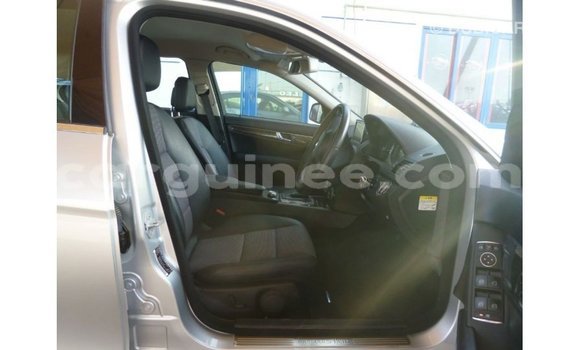 Acheter Import Voiture Mercedes-Benz 200 Autre à Import - Dubai, Conakry Acheter Import Voiture Mercedes-Benz 200 Autre à Import - Dubai, Conakry