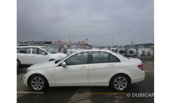 Buy Import Mercedes-Benz 200 White Car in Import - Dubai in Conakry Buy Import Mercedes-Benz 200 White Car in Import - Dubai in Conakry