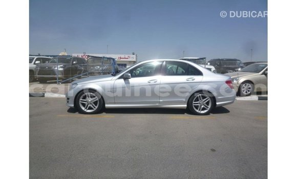 Acheter Import Voiture Mercedes-Benz 200 Autre à Import - Dubai, Conakry Acheter Import Voiture Mercedes-Benz 200 Autre à Import - Dubai, Conakry