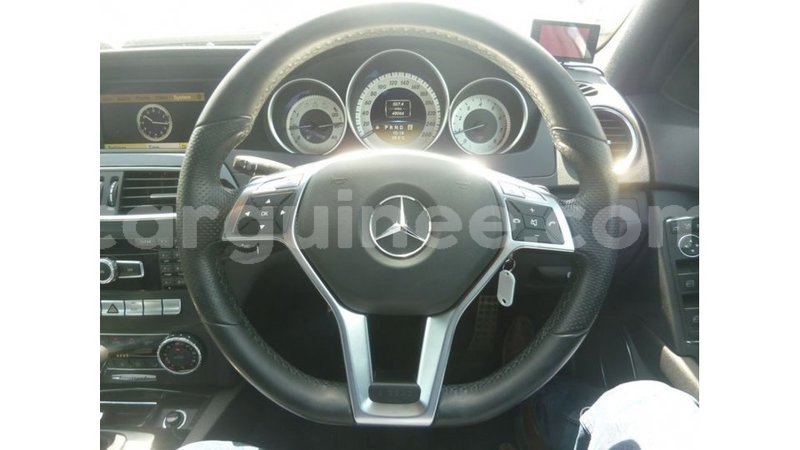 Big with watermark mercedes benz 200 conakry import dubai 4793