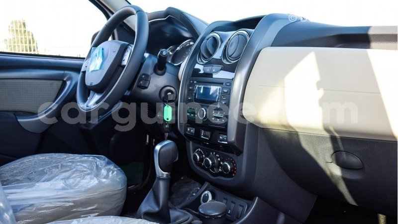 Big with watermark renault duster conakry import dubai 4805
