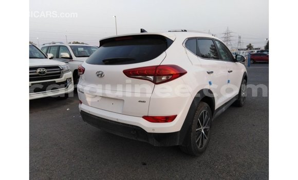 Buy Import Hyundai Tucson White Car in Import - Dubai in Conakry Buy Import Hyundai Tucson White Car in Import - Dubai in Conakry