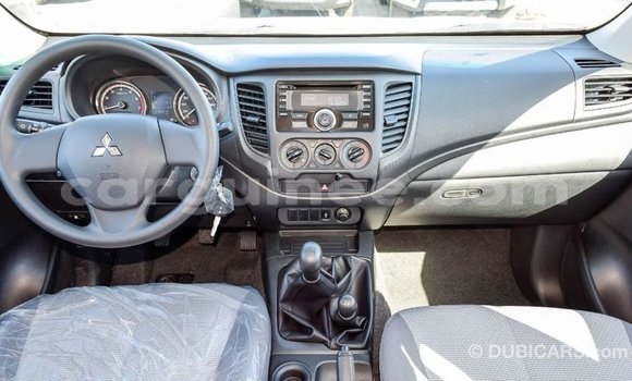 Buy Import Mitsubishi L200 White Car in Import - Dubai in Conakry Buy Import Mitsubishi L200 White Car in Import - Dubai in Conakry