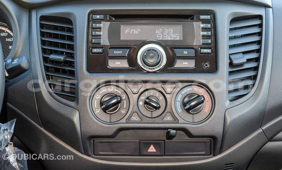 Buy Import Mitsubishi L200 White Car in Import - Dubai in Conakry Buy Import Mitsubishi L200 White Car in Import - Dubai in Conakry