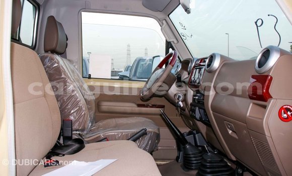 Buy Import Toyota Land Cruiser Beige Car in Import - Dubai in Conakry Buy Import Toyota Land Cruiser Beige Car in Import - Dubai in Conakry