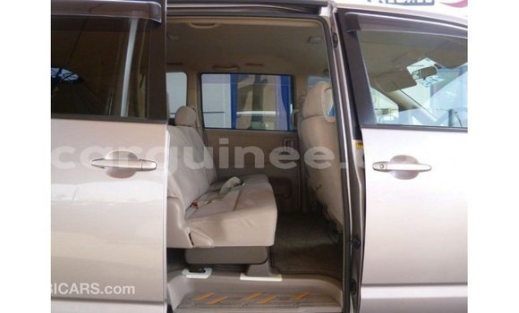 Buy Import Toyota Voxy Other Car in Import - Dubai in Conakry Buy Import Toyota Voxy Other Car in Import - Dubai in Conakry