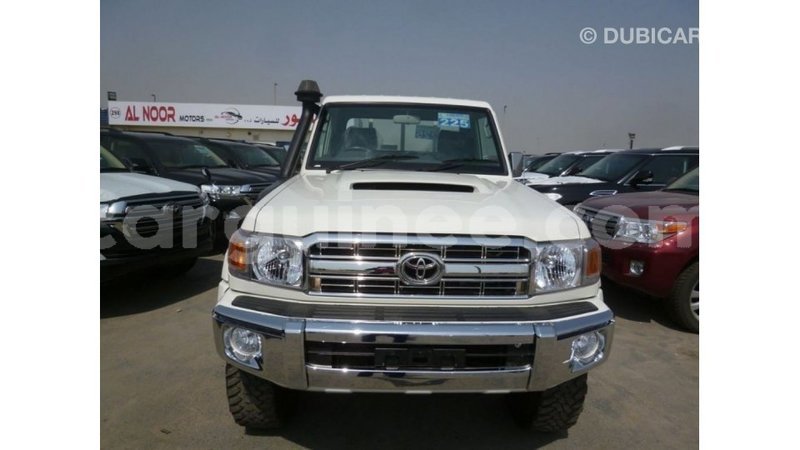 Big with watermark toyota land cruiser conakry import dubai 4822