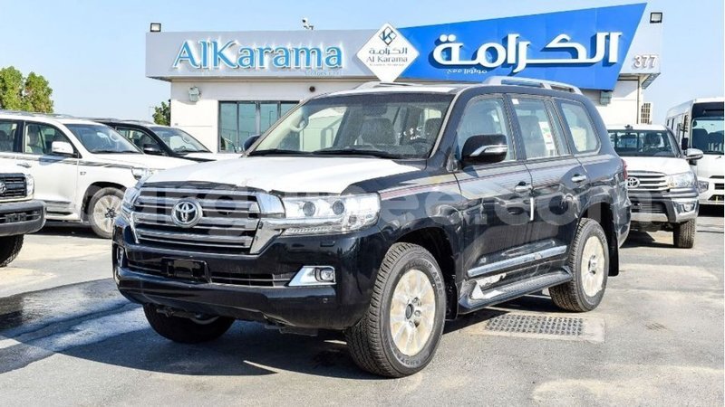 Big with watermark toyota land cruiser conakry import dubai 4823