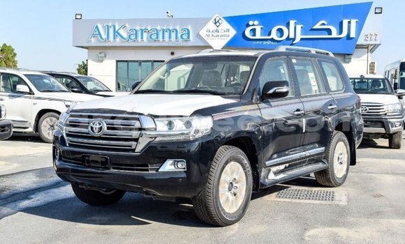 Buy Import Toyota Land Cruiser Black Car in Import - Dubai in Conakry Buy Import Toyota Land Cruiser Black Car in Import - Dubai in Conakry
