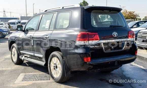 Buy Import Toyota Land Cruiser Black Car in Import - Dubai in Conakry Buy Import Toyota Land Cruiser Black Car in Import - Dubai in Conakry