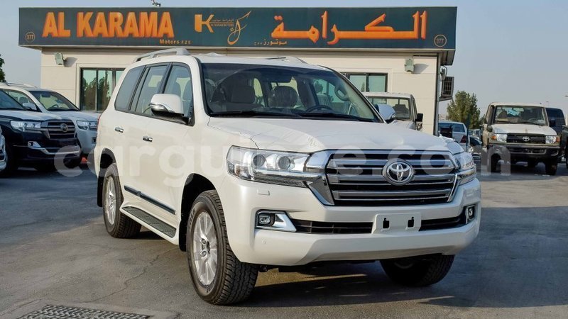 Big with watermark toyota land cruiser conakry import dubai 4824