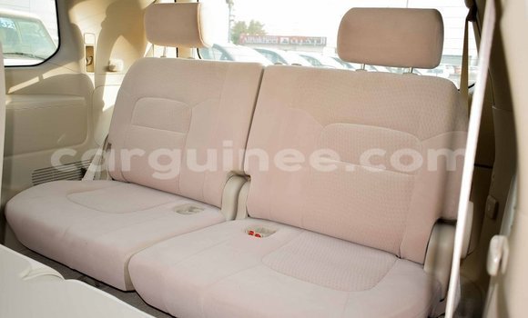 Buy Import Toyota Land Cruiser White Car in Import - Dubai in Conakry Buy Import Toyota Land Cruiser White Car in Import - Dubai in Conakry