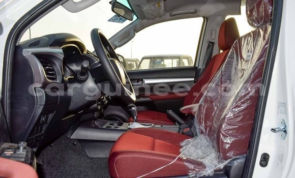 Buy Import Toyota Hilux White Car in Import - Dubai in Conakry Buy Import Toyota Hilux White Car in Import - Dubai in Conakry