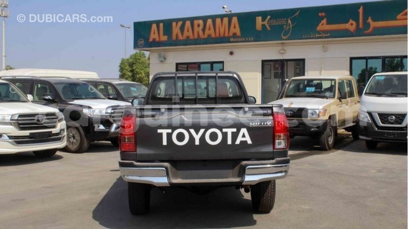 Big with watermark toyota hilux conakry import dubai 4827