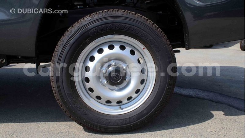 Big with watermark toyota hilux conakry import dubai 4827