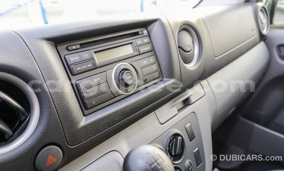 Acheter Import Voiture Nissan Urvan Blanc à Import - Dubai, Conakry Acheter Import Voiture Nissan Urvan Blanc à Import - Dubai, Conakry