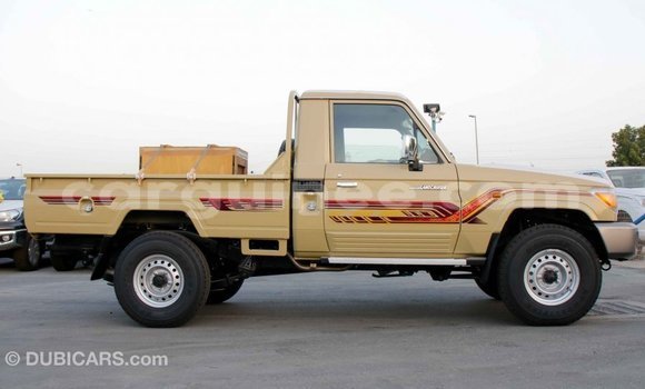 Buy Import Toyota Land Cruiser Beige Car in Import - Dubai in Conakry Buy Import Toyota Land Cruiser Beige Car in Import - Dubai in Conakry