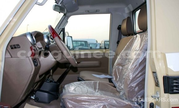 Buy Import Toyota Land Cruiser Beige Car in Import - Dubai in Conakry Buy Import Toyota Land Cruiser Beige Car in Import - Dubai in Conakry