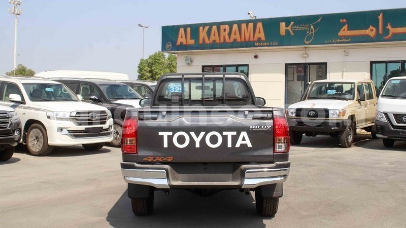 Big with watermark toyota hilux conakry import dubai 4834