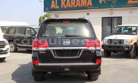 Acheter Import Voiture Toyota Land Cruiser Noir à Import - Dubai, Conakry Acheter Import Voiture Toyota Land Cruiser Noir à Import - Dubai, Conakry