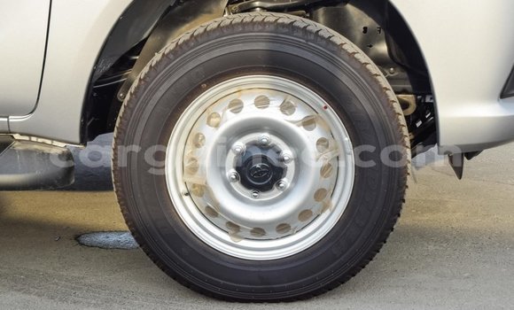 Acheter Import Voiture Toyota Hilux Autre à Import - Dubai, Conakry Acheter Import Voiture Toyota Hilux Autre à Import - Dubai, Conakry