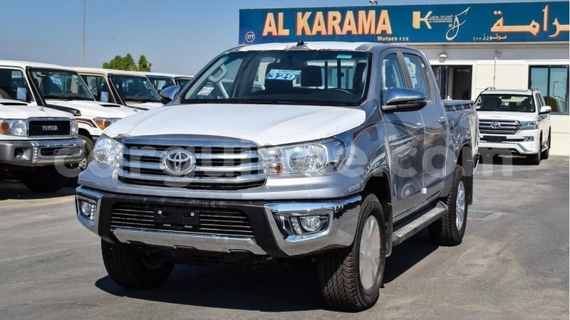 Big with watermark toyota hilux conakry import dubai 4842