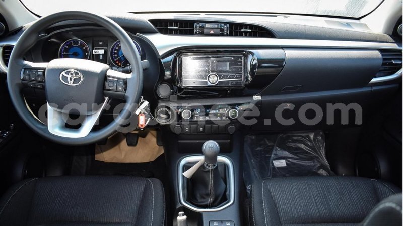 Big with watermark toyota hilux conakry import dubai 4842