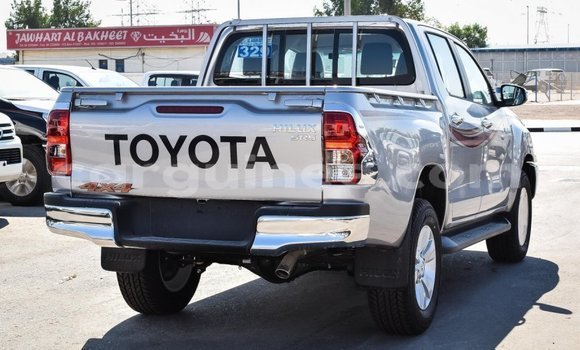Acheter Import Voiture Toyota Hilux Autre à Import - Dubai, Conakry Acheter Import Voiture Toyota Hilux Autre à Import - Dubai, Conakry