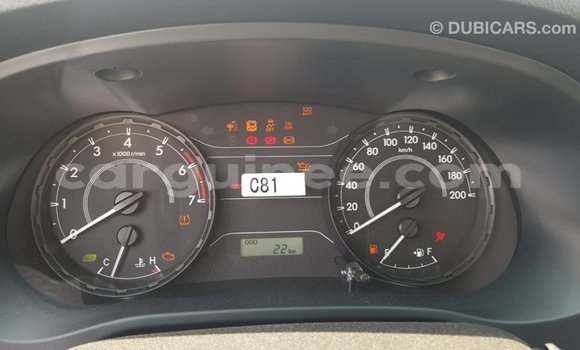 Acheter Import Voiture Toyota Hilux Blanc à Import - Dubai, Conakry Acheter Import Voiture Toyota Hilux Blanc à Import - Dubai, Conakry