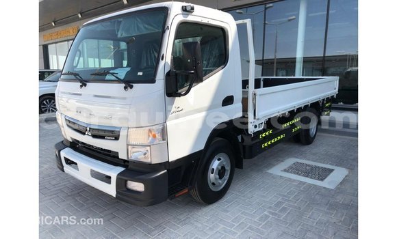 Buy Import Mitsubishi Carisma White Car in Import - Dubai in Conakry Buy Import Mitsubishi Carisma White Car in Import - Dubai in Conakry