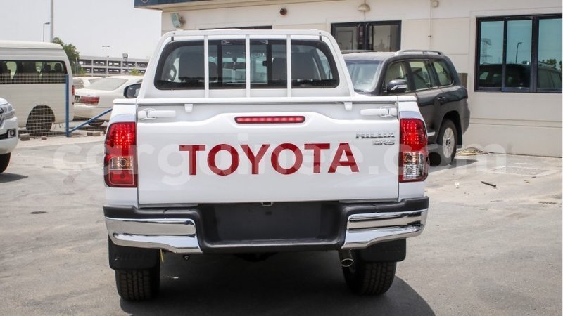 Big with watermark toyota hilux conakry import dubai 4852