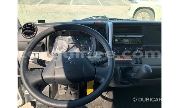 Buy Import Mitsubishi Carisma White Car in Import - Dubai in Conakry Buy Import Mitsubishi Carisma White Car in Import - Dubai in Conakry