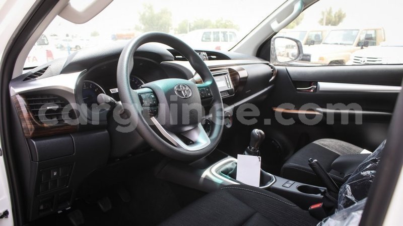 Big with watermark toyota hilux conakry import dubai 4856