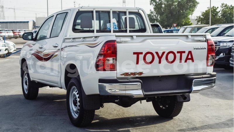 Big with watermark toyota hilux conakry import dubai 4857