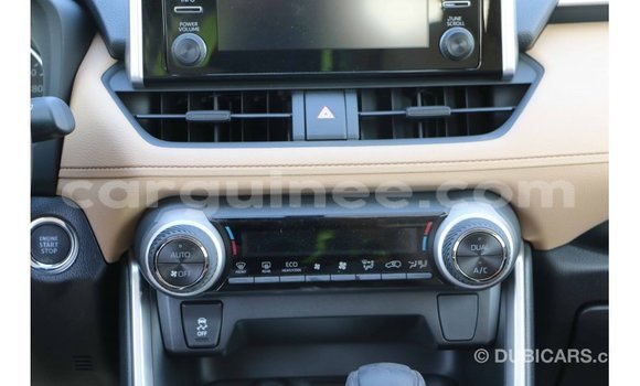 Buy Import Toyota 4Runner White Car in Import - Dubai in Conakry Buy Import Toyota 4Runner White Car in Import - Dubai in Conakry