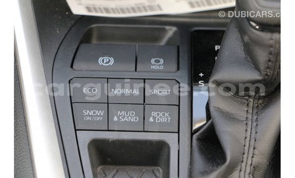 Buy Import Toyota 4Runner White Car in Import - Dubai in Conakry Buy Import Toyota 4Runner White Car in Import - Dubai in Conakry