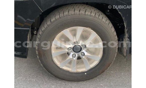 Acheter Import Voiture Toyota Land Cruiser Noir à Import - Dubai, Conakry Acheter Import Voiture Toyota Land Cruiser Noir à Import - Dubai, Conakry