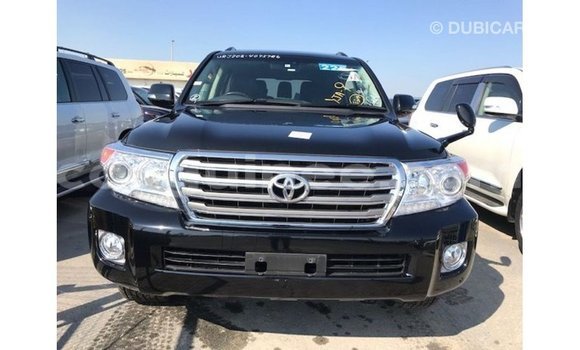 Acheter Import Voiture Toyota Land Cruiser Noir à Import - Dubai, Conakry Acheter Import Voiture Toyota Land Cruiser Noir à Import - Dubai, Conakry