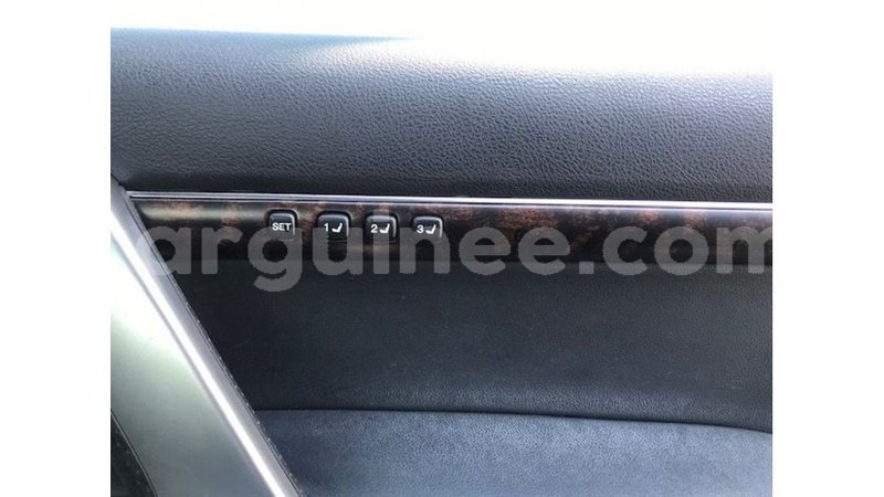 Big with watermark toyota land cruiser conakry import dubai 4877