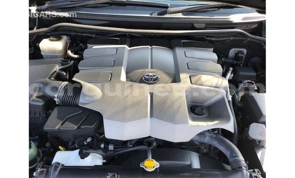 Acheter Import Voiture Toyota Land Cruiser Noir à Import - Dubai, Conakry Acheter Import Voiture Toyota Land Cruiser Noir à Import - Dubai, Conakry