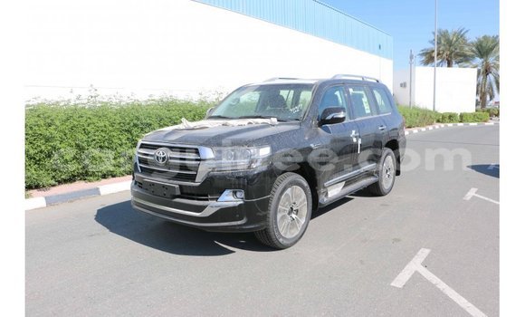 Buy Import Toyota Land Cruiser Black Car in Import - Dubai in Conakry Buy Import Toyota Land Cruiser Black Car in Import - Dubai in Conakry