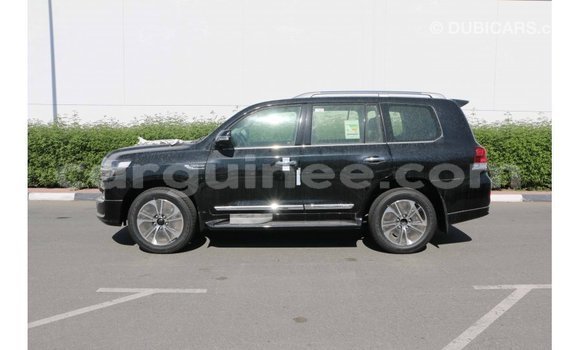 Buy Import Toyota Land Cruiser Black Car in Import - Dubai in Conakry Buy Import Toyota Land Cruiser Black Car in Import - Dubai in Conakry