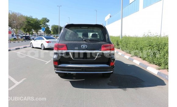 Buy Import Toyota Land Cruiser Black Car in Import - Dubai in Conakry Buy Import Toyota Land Cruiser Black Car in Import - Dubai in Conakry