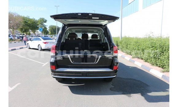 Buy Import Toyota Land Cruiser Black Car in Import - Dubai in Conakry Buy Import Toyota Land Cruiser Black Car in Import - Dubai in Conakry