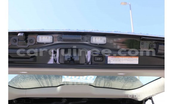 Buy Import Toyota Land Cruiser Black Car in Import - Dubai in Conakry Buy Import Toyota Land Cruiser Black Car in Import - Dubai in Conakry