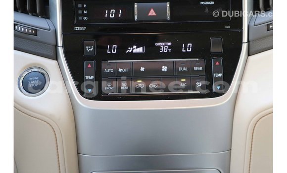 Buy Import Toyota Land Cruiser White Car in Import - Dubai in Conakry Buy Import Toyota Land Cruiser White Car in Import - Dubai in Conakry