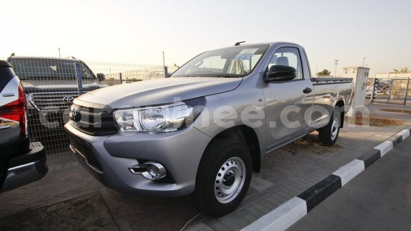 Big with watermark toyota hilux conakry import dubai 4885
