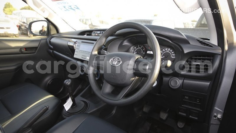 Big with watermark toyota hilux conakry import dubai 4885